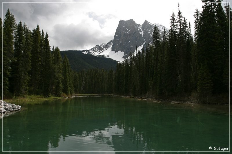 yoho_np_emerald_lake_07.jpg