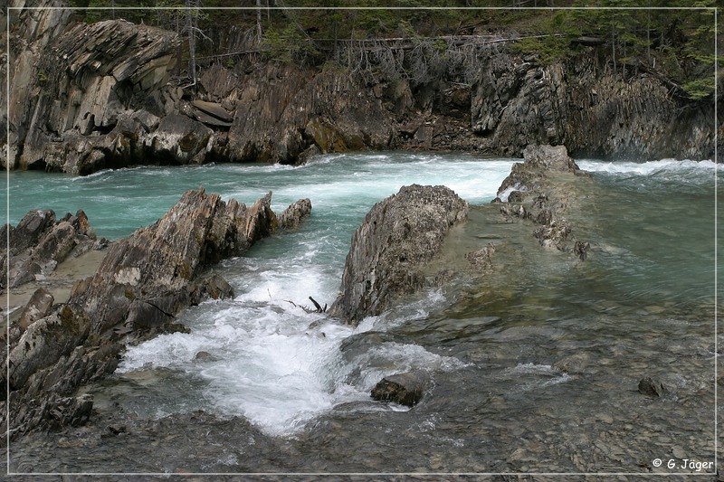 yoho_np_natural_bridge_10.jpg