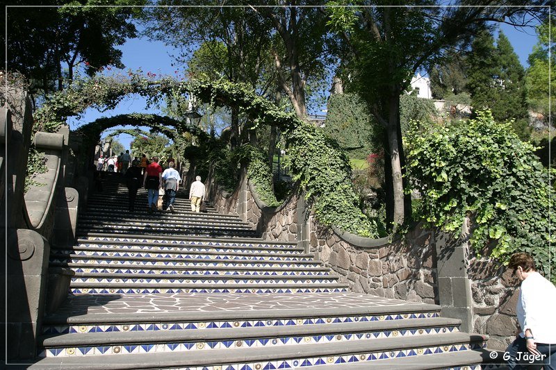 basilica_guadalupe_07.jpg