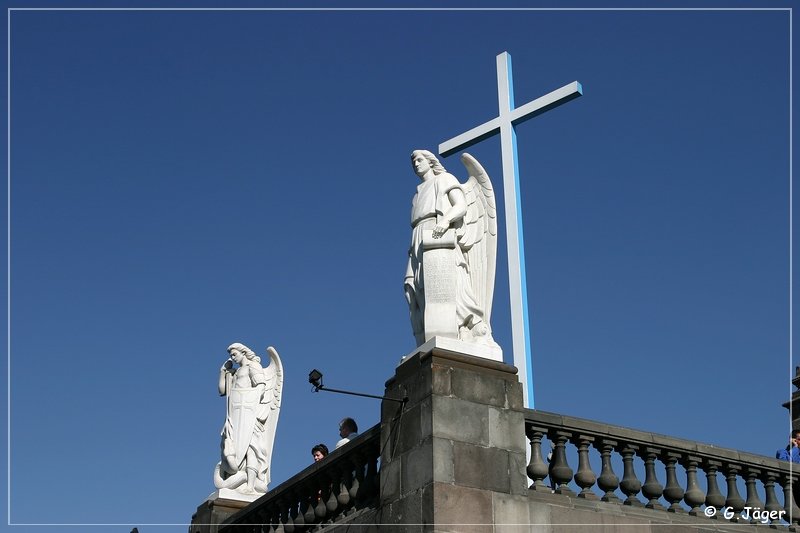 basilica_guadalupe_09.jpg