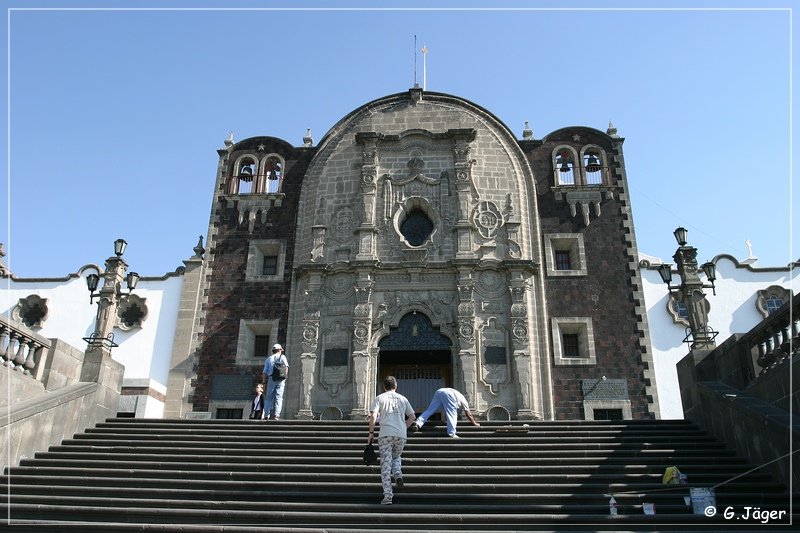 basilica_guadalupe_10.jpg