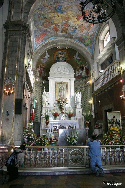 basilica_guadalupe_11.jpg