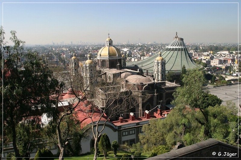 basilica_guadalupe_12.jpg