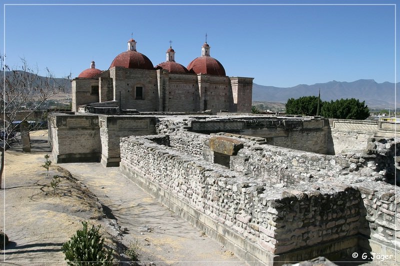 mitla_02.jpg