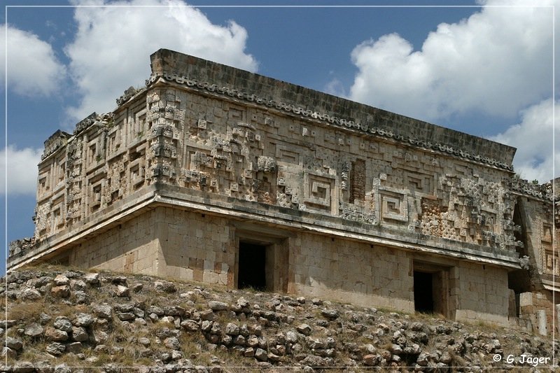 uxmal_150.jpg