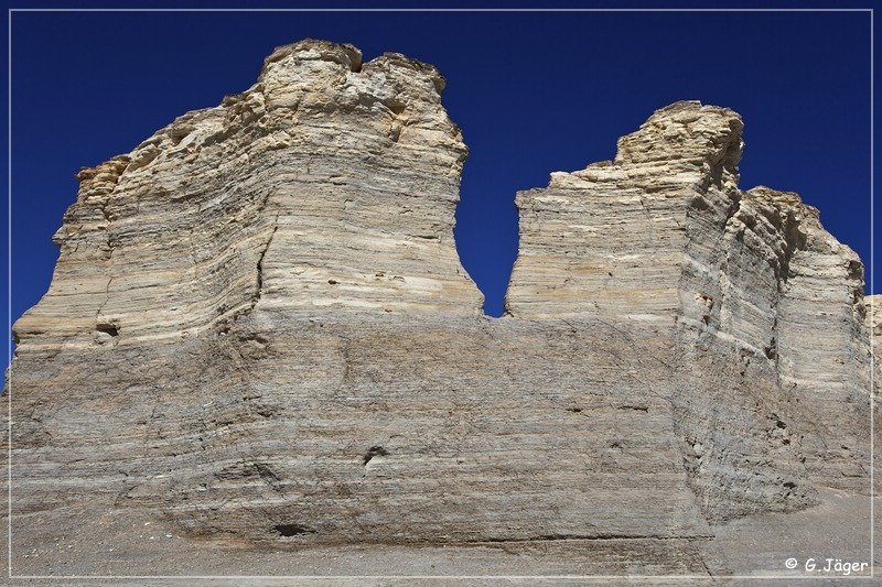 monument_rocks_21.jpg