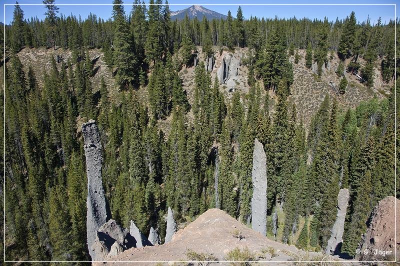 crater_lake_pinnacles_12.jpg