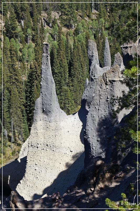 crater_lake_pinnacles_15.jpg