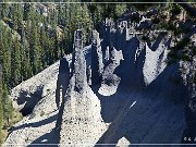 crater_lake_pinnacles_02