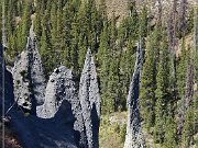 crater_lake_pinnacles_03