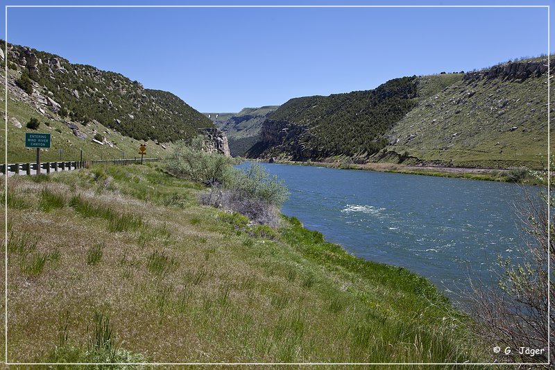 wind_river_canyon_02.jpg