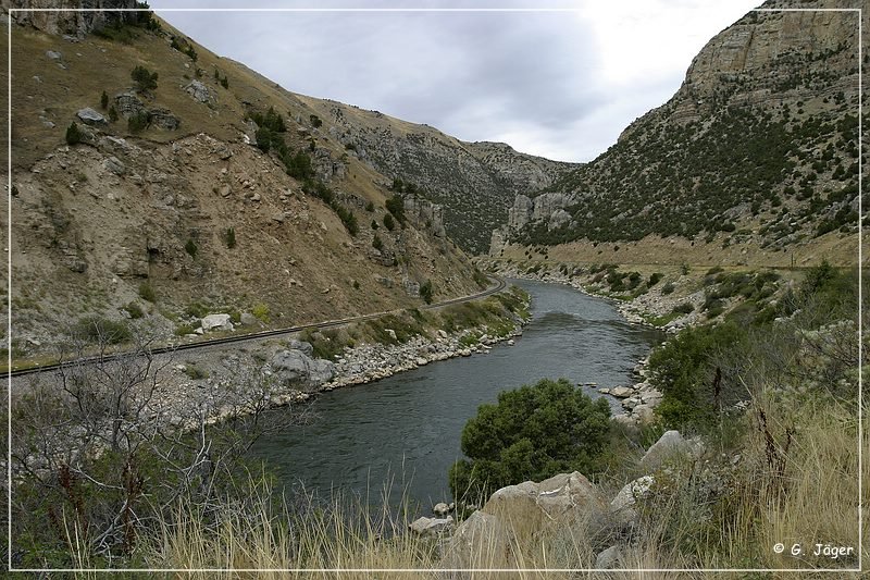 wind_river_canyon_05.jpg