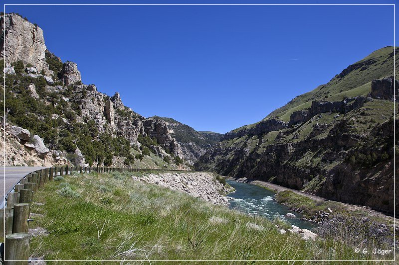 wind_river_canyon_08.jpg