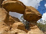 Zig-Zag Arch (NM-048)