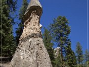 La Cueva Tent Rocks