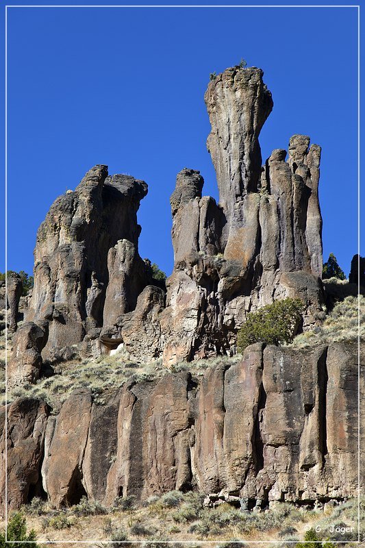 jarbidge_canyon_pinnacles_11.jpg