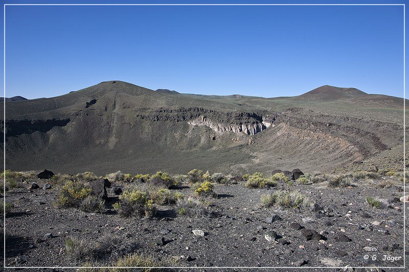 lunar_crater_nv_03.jpg