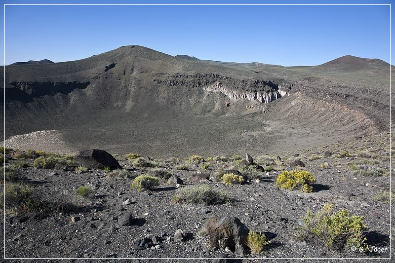 lunar_crater_nv_06.jpg