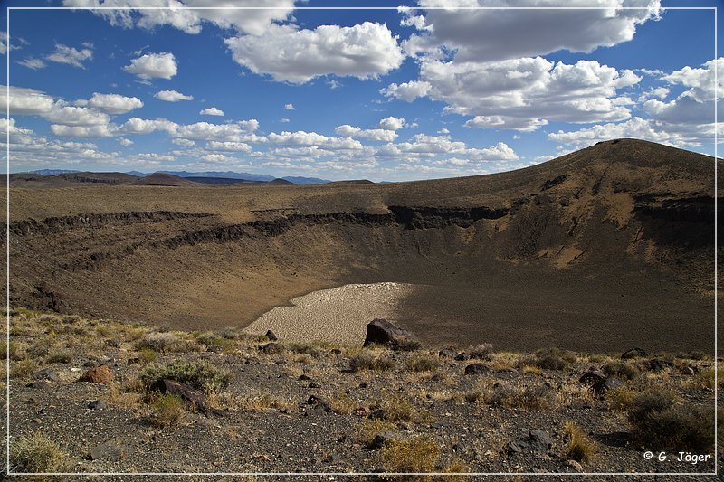 lunar_crater_nv_12.jpg