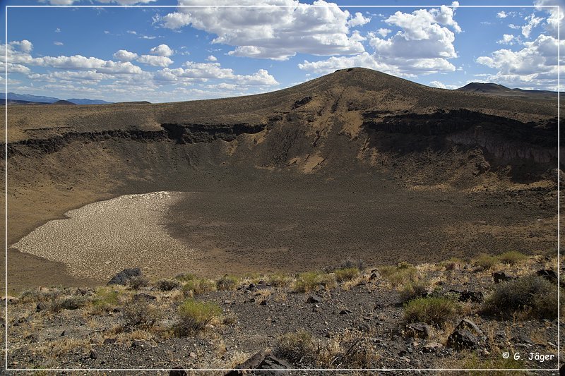 lunar_crater_nv_14.jpg