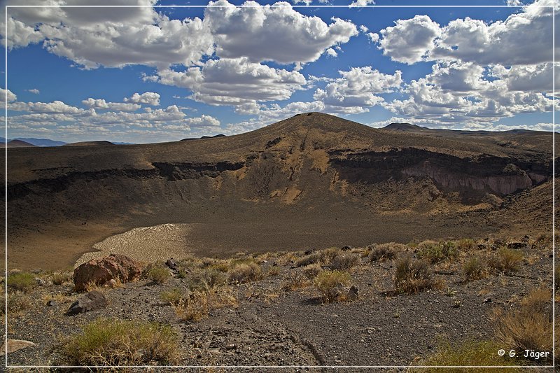 lunar_crater_nv_15.jpg