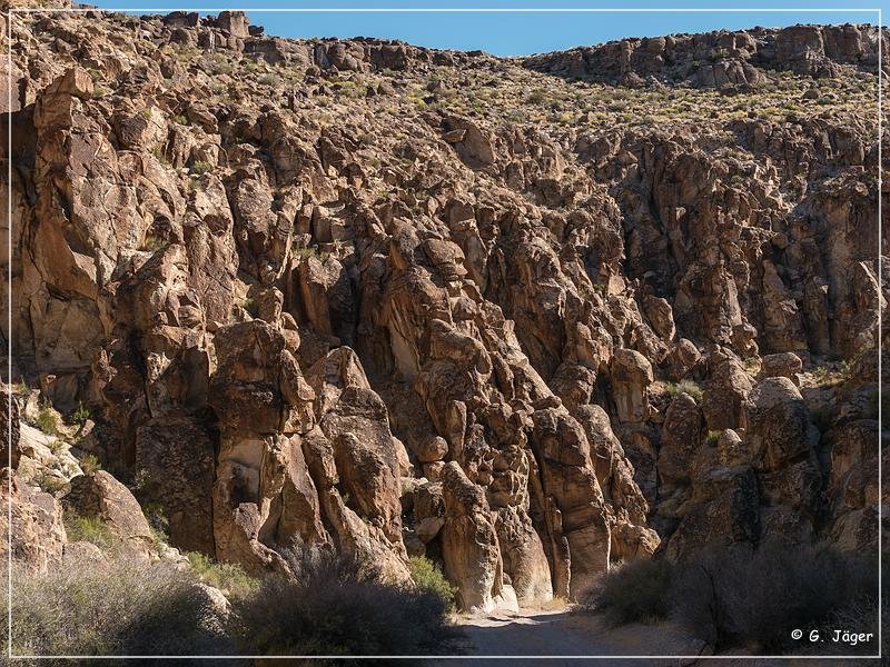 valley_of_faces_022.jpg