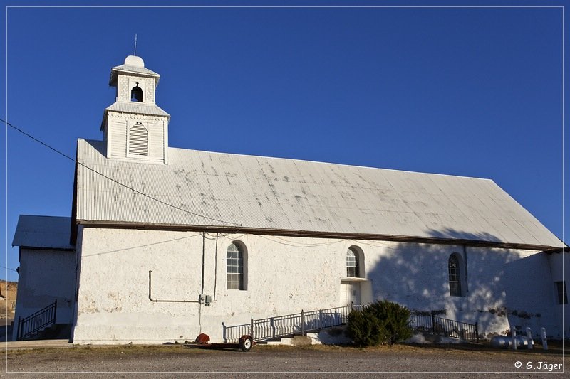 shafter_church_01.jpg